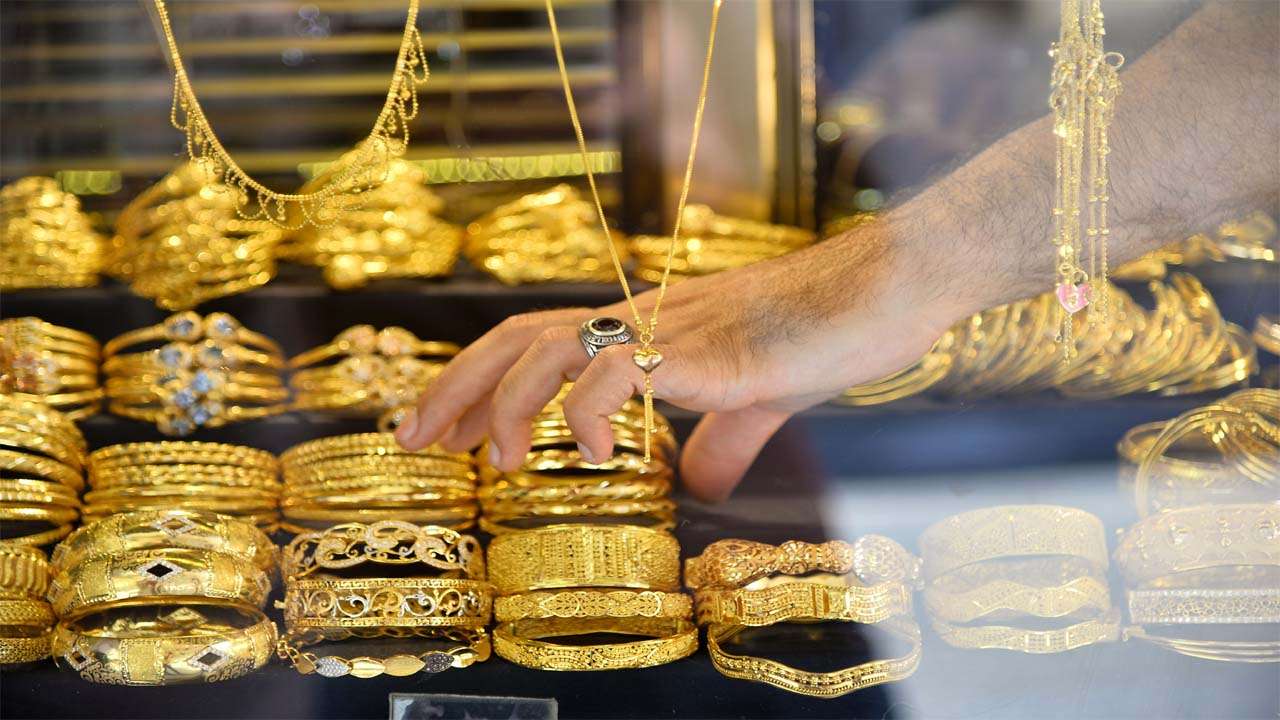 image1 متى ينخفض سعر الذهب في الإمارات.. توقعات أسعار الذهب 2024-2025