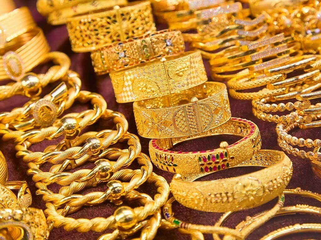 image3 متى ينخفض سعر الذهب في الإمارات.. توقعات أسعار الذهب 2024-2025
